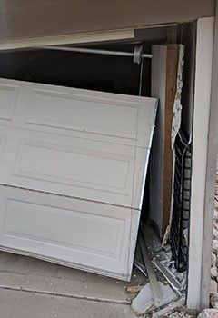 Garage Door Off Track Darien Service